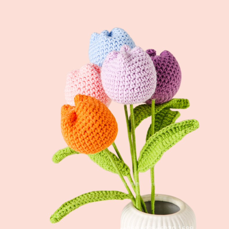 Artificial tulip flowers