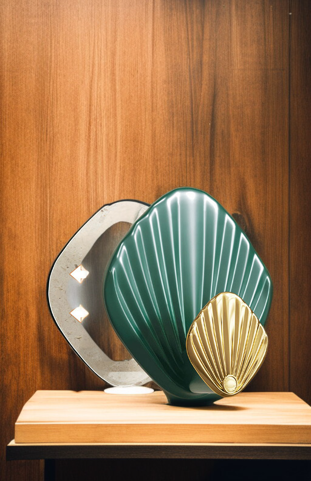 Bezešvý háček v interiéru koupelny