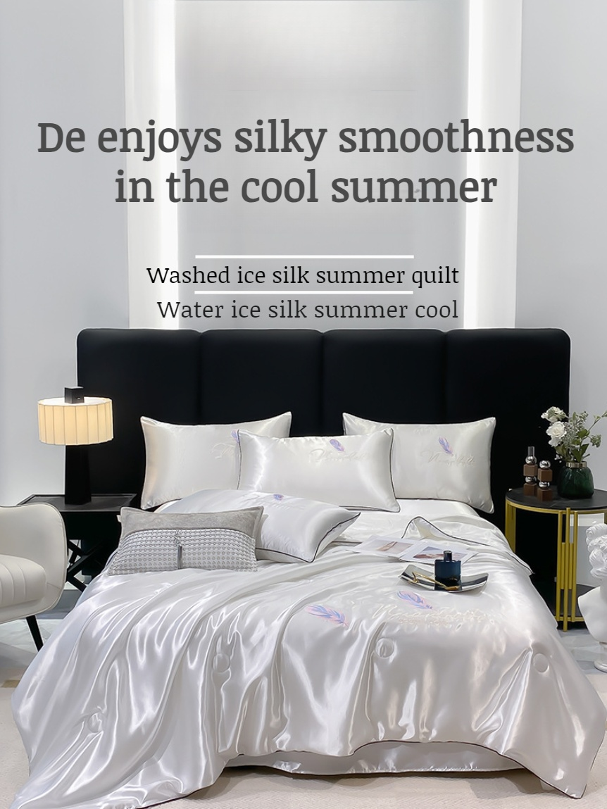 Four-piece set made of ice silk