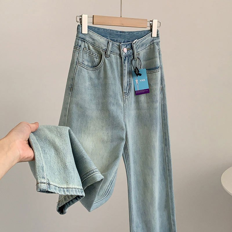 初秋のレディース薄手ワイドレッグジーンズ全身コーディネート