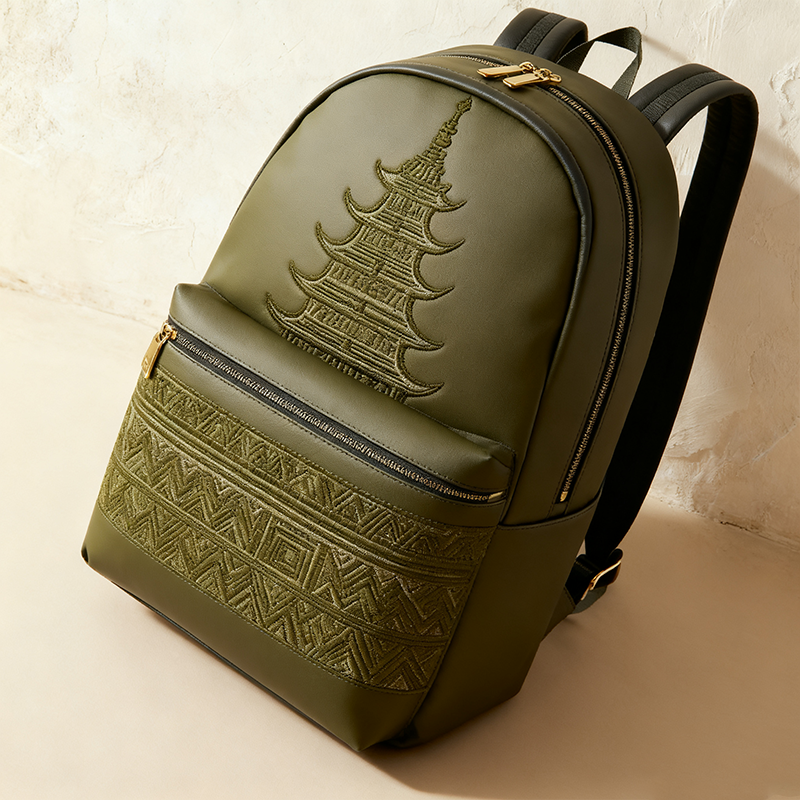 고급 자수 비즈니스 백팩 정면 이미지