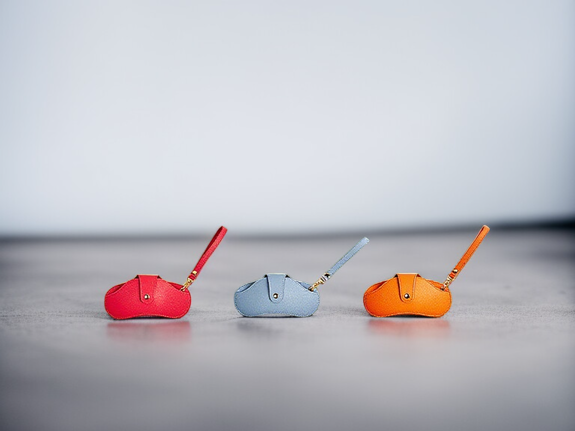 便攜眼鏡盒開合設計特寫