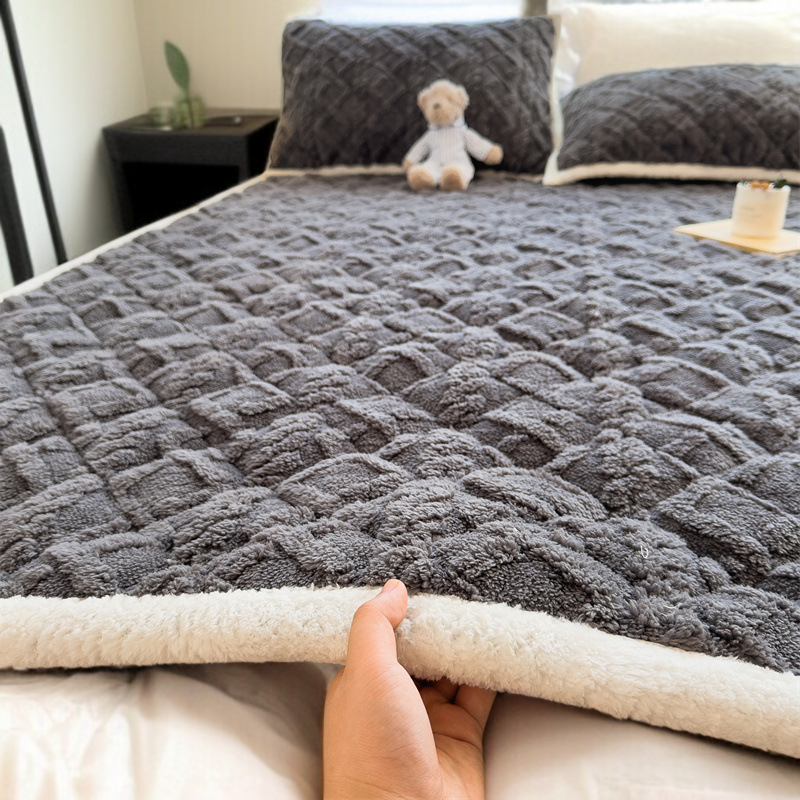 밀키 매트리스 요 쿠션 가정용 침실 매트리스 침대 매트리스 이불 기숙사 학생 싱글 담요 겨울