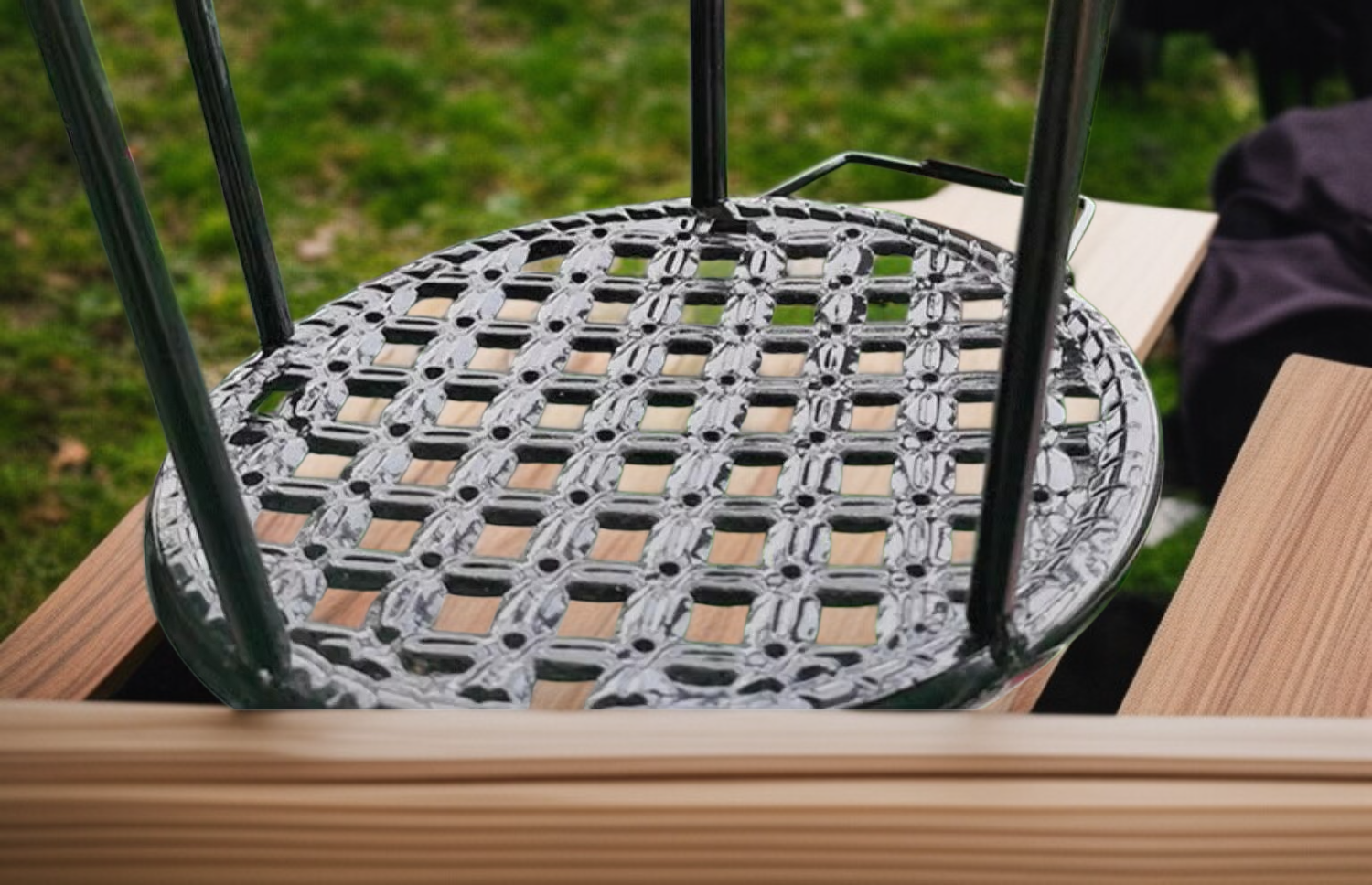 نبات زهرة محطة الطاقة على مكتب العمل