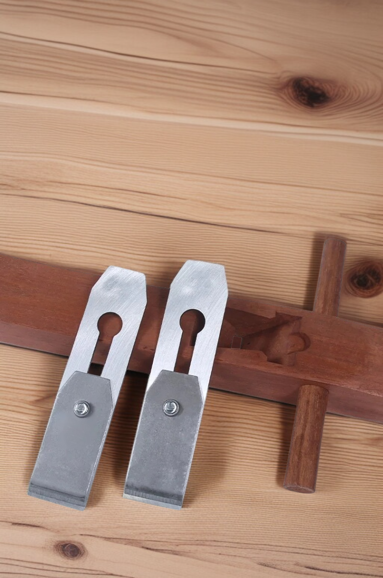 Durable household wood planer for edge trimming