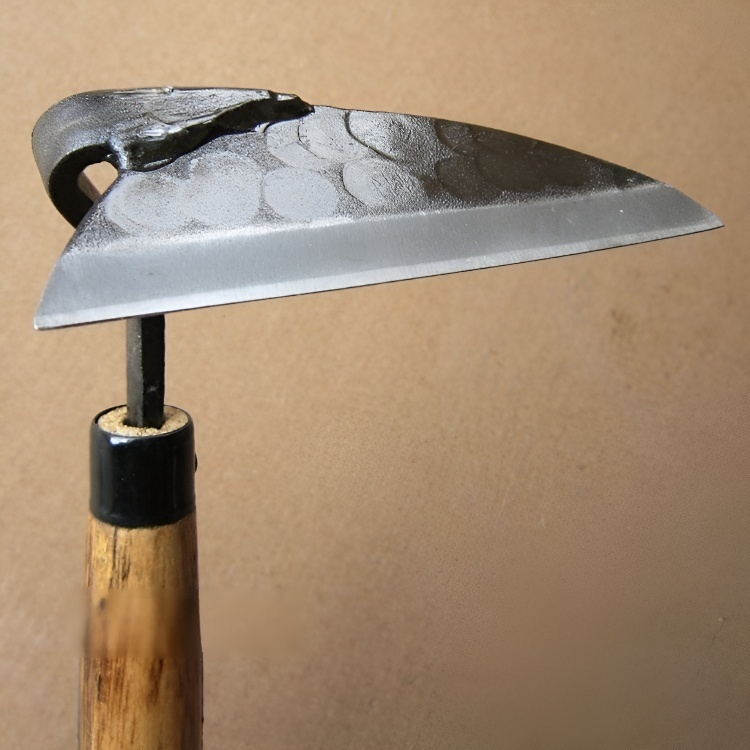 농작물 수확에 적합한 곡선형 낫