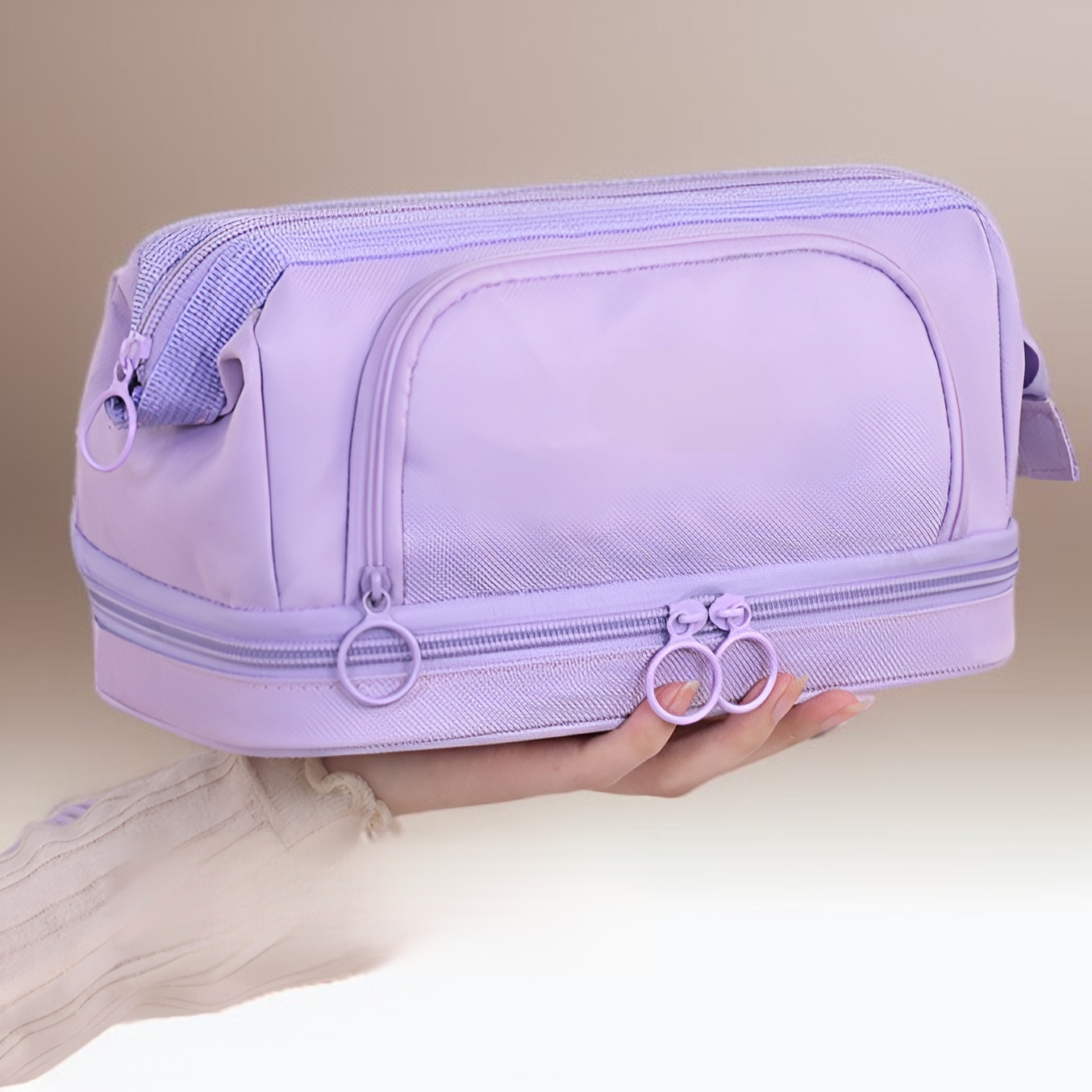 School supplies organizer with double compartments