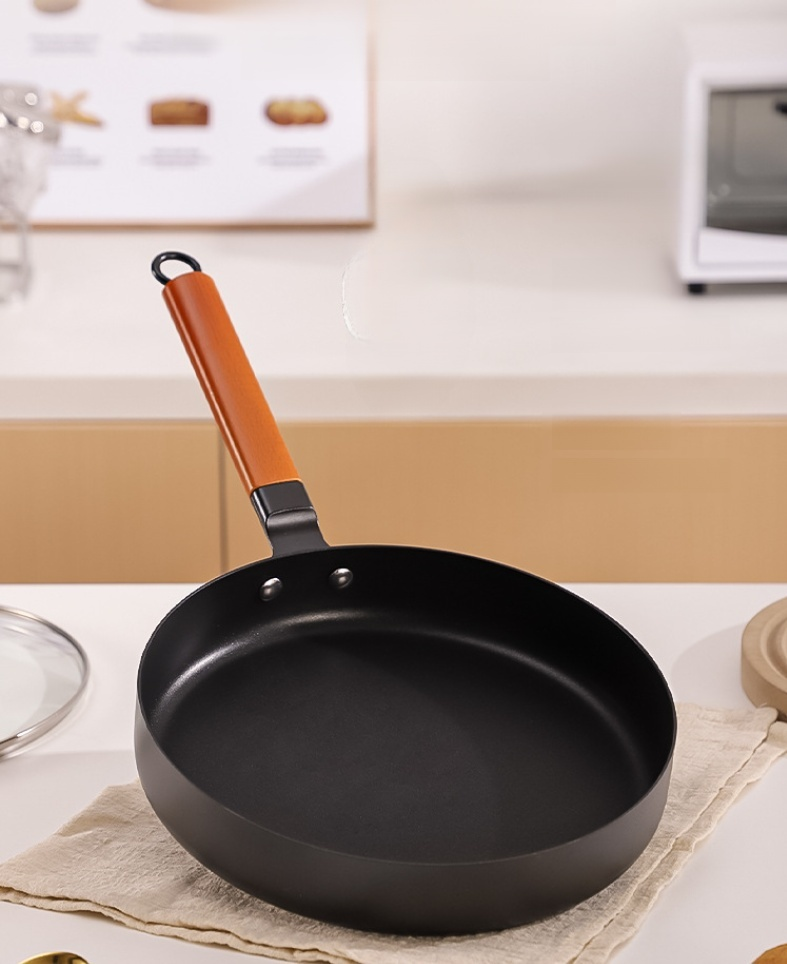 0塗層氮化高精度精鐵平底鍋