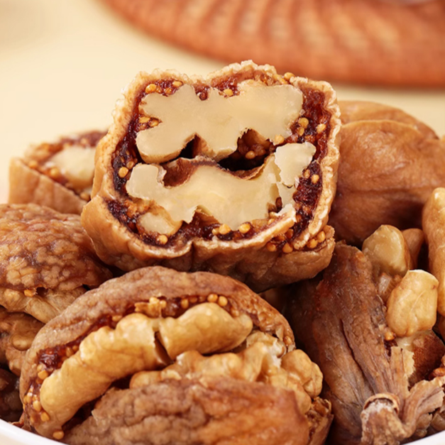 無花果夾核桃仁休閒零食