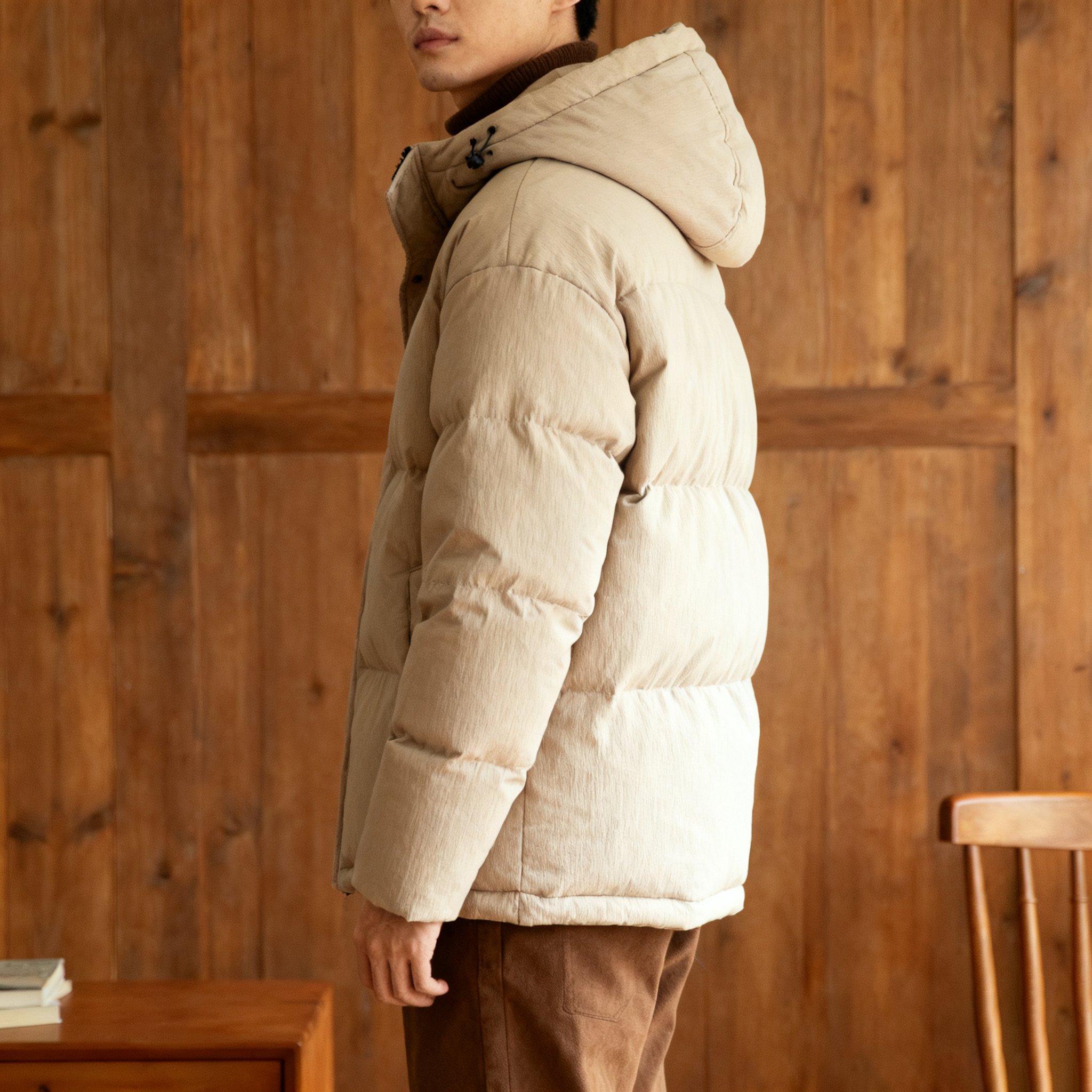 ショート丈フード付き中綿ジャケット