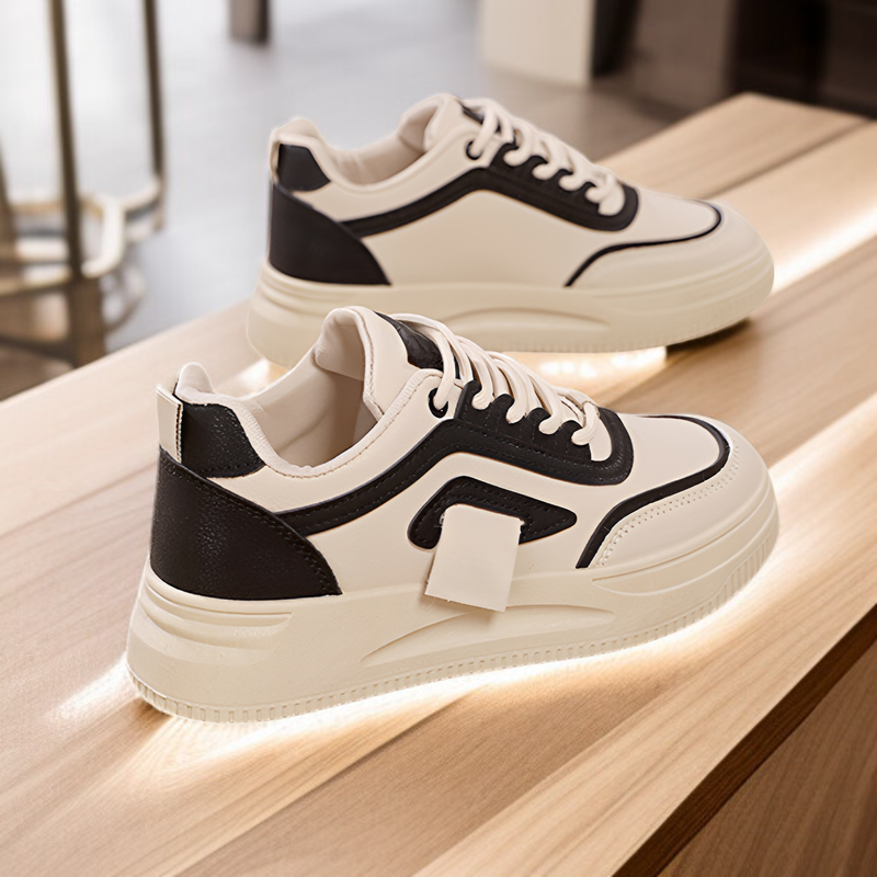 クラシックカジュアルホワイトスニーカー