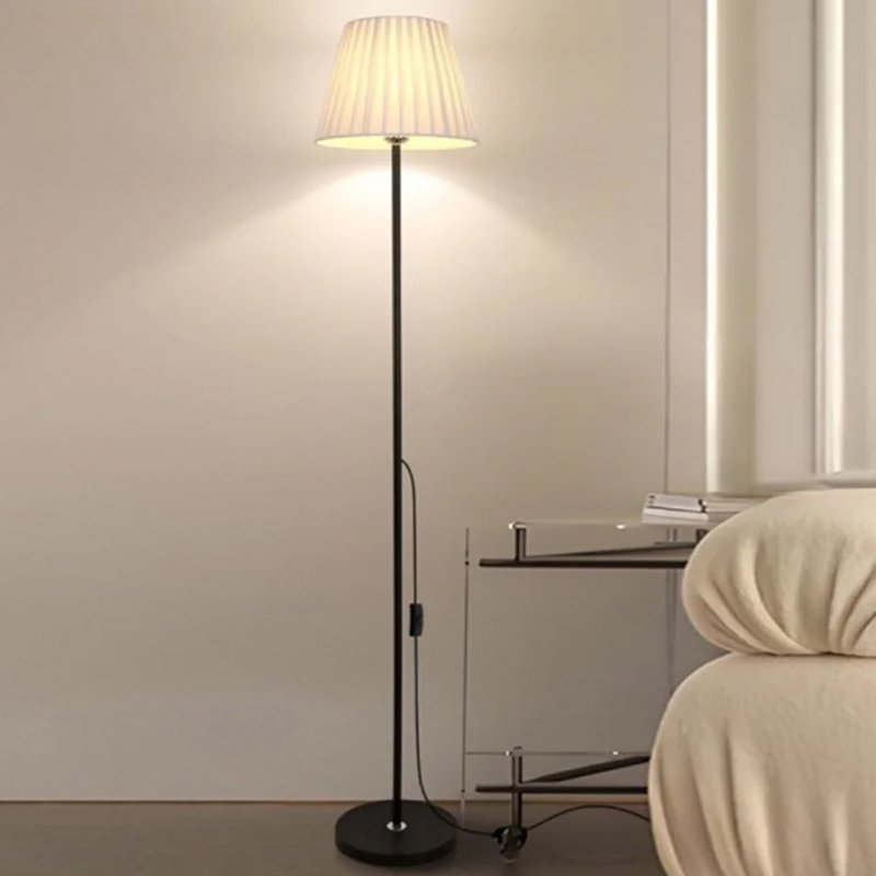 縦型省エネフロアランプ