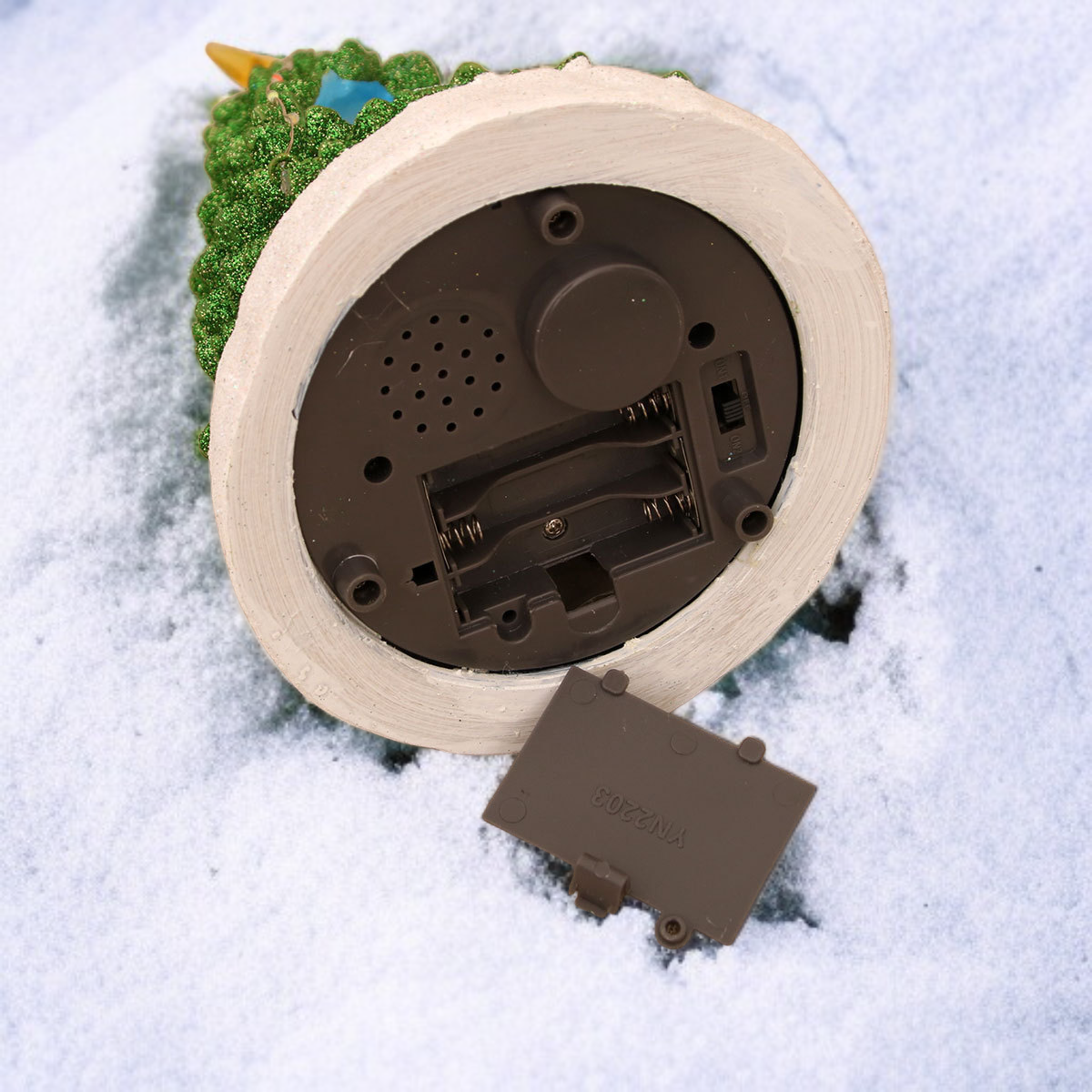 クリスマスツリーに飾った光るオルゴールオーナメント