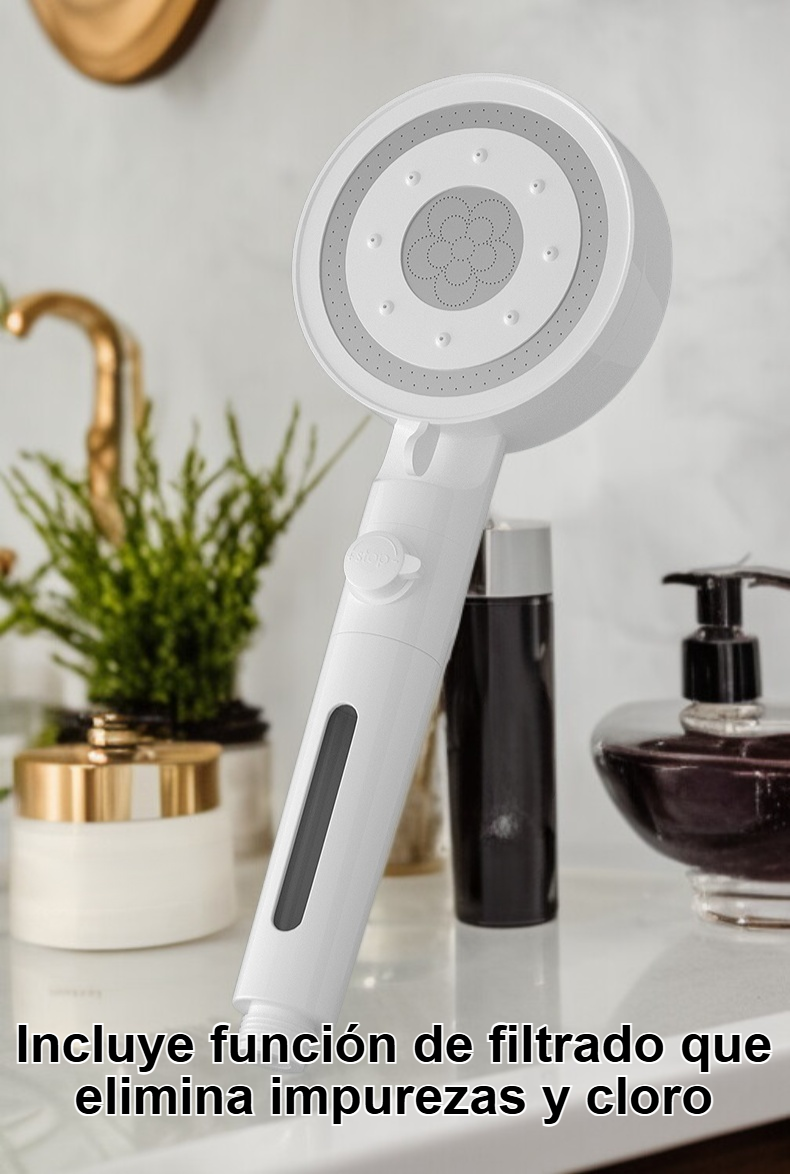 Cabezal de ducha Boost instalado en baño moderno