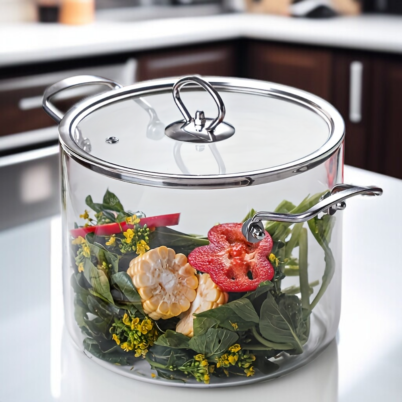 Safe kitchen equipment with heat-resistant lid