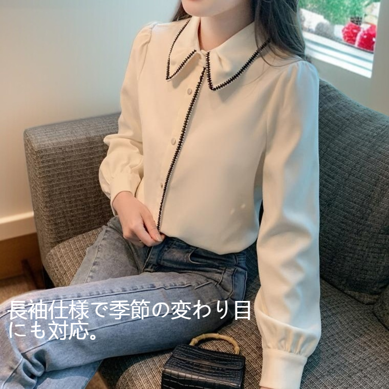 女性モデルが着用する開襟長袖シャツ