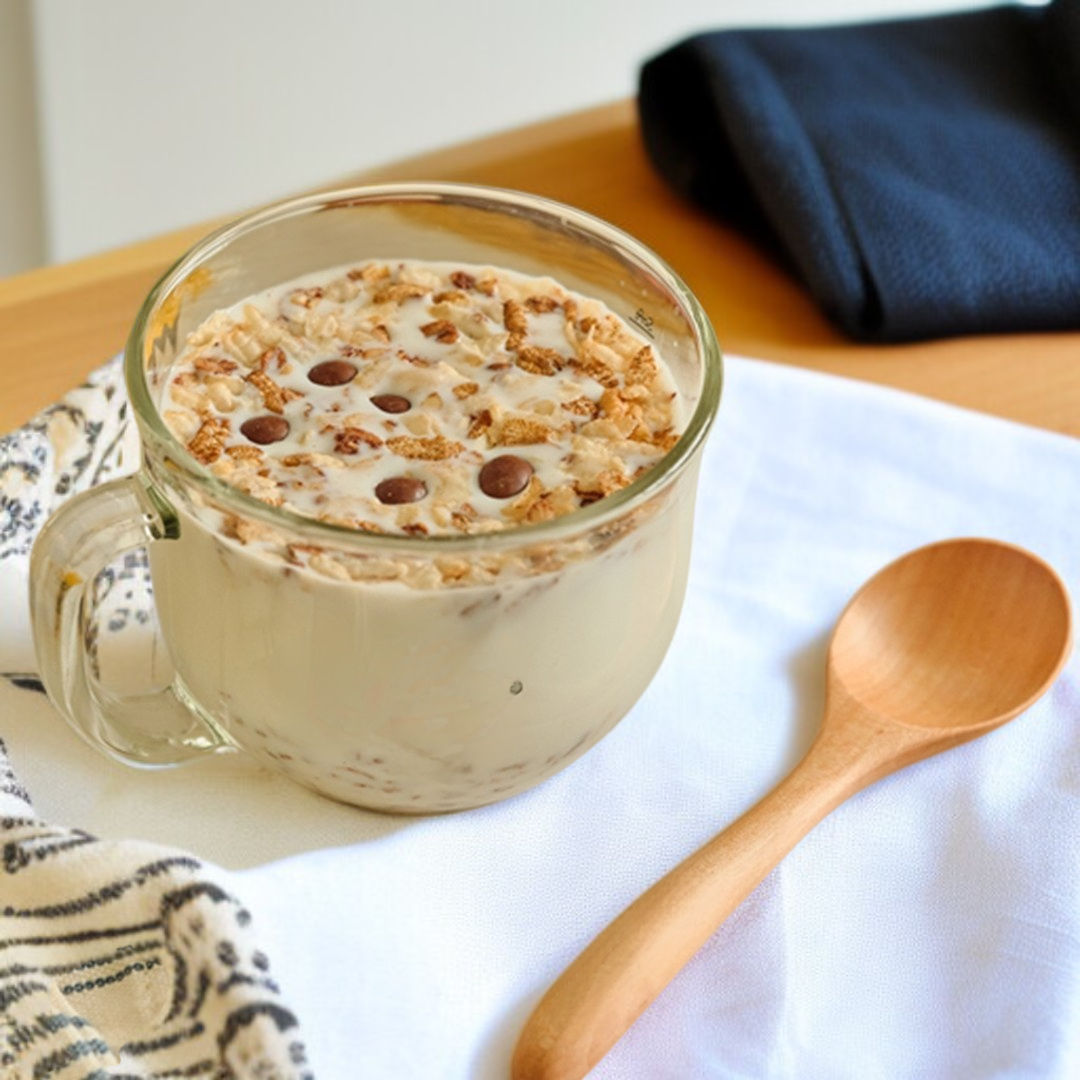 Przezroczysty szklany kubek na jogurt