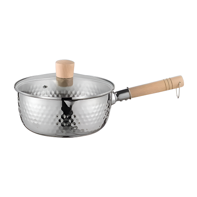 Non-stick saucepan without coating