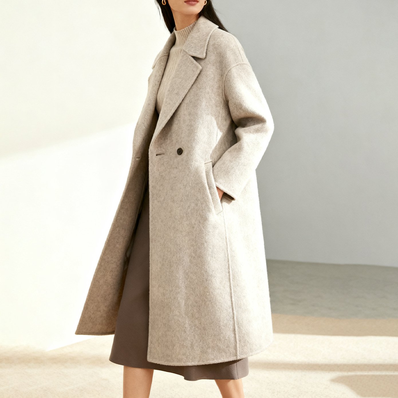 キャメル混ウールロングコート全身コーディネート