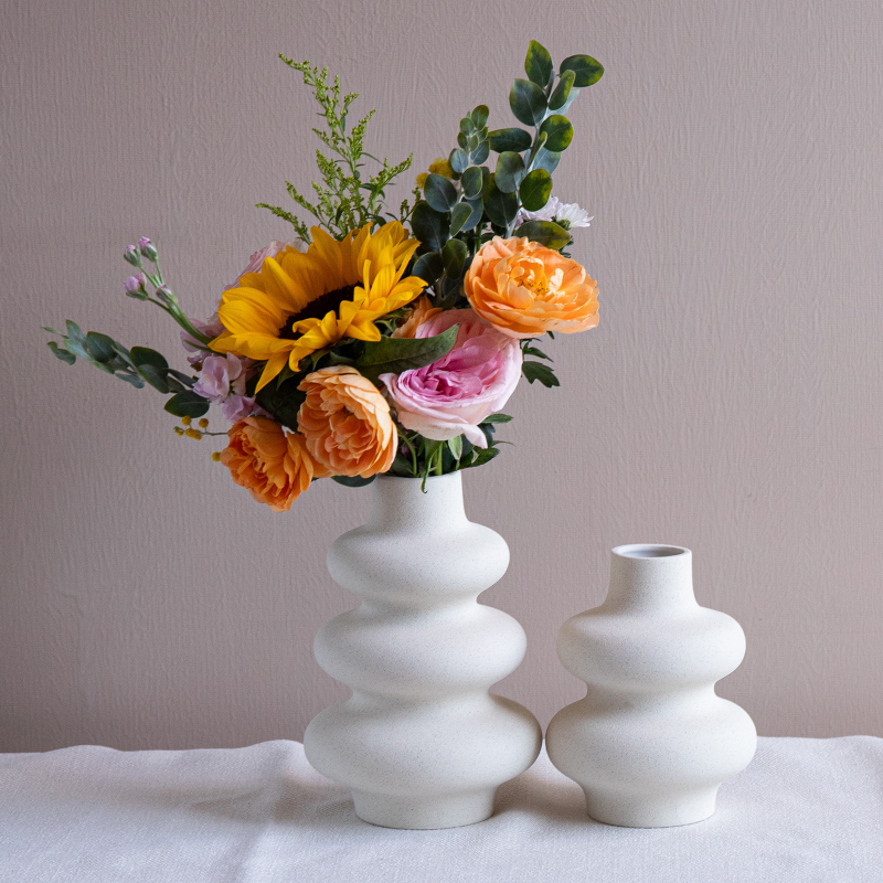 Ceramic frosted vase
