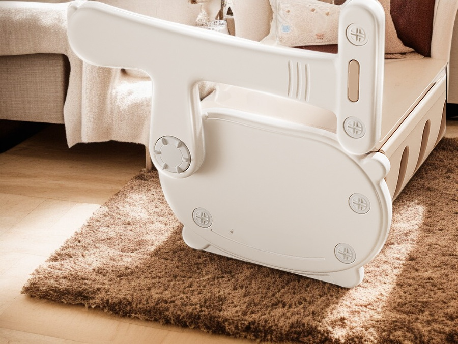 Vista lateral de escritorio y silla plegables para niños