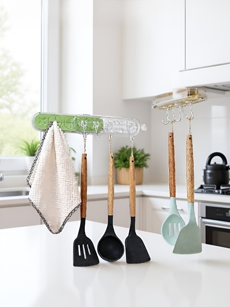 면타공 필요 없는 조절식 신축 흡착 후크 설치 모습