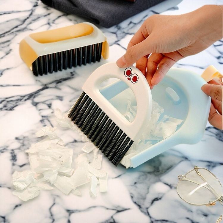 コンパクトサイズの掃除用具セット