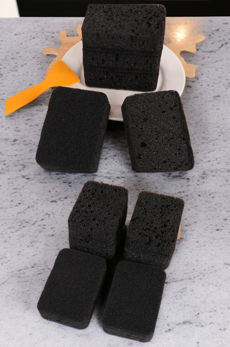 Oil-resistant kitchen cleaning product in use