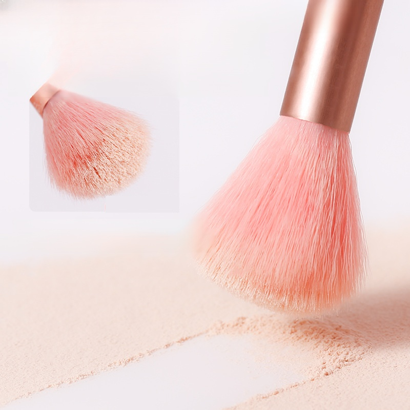 Fine-bristled makeup brush set