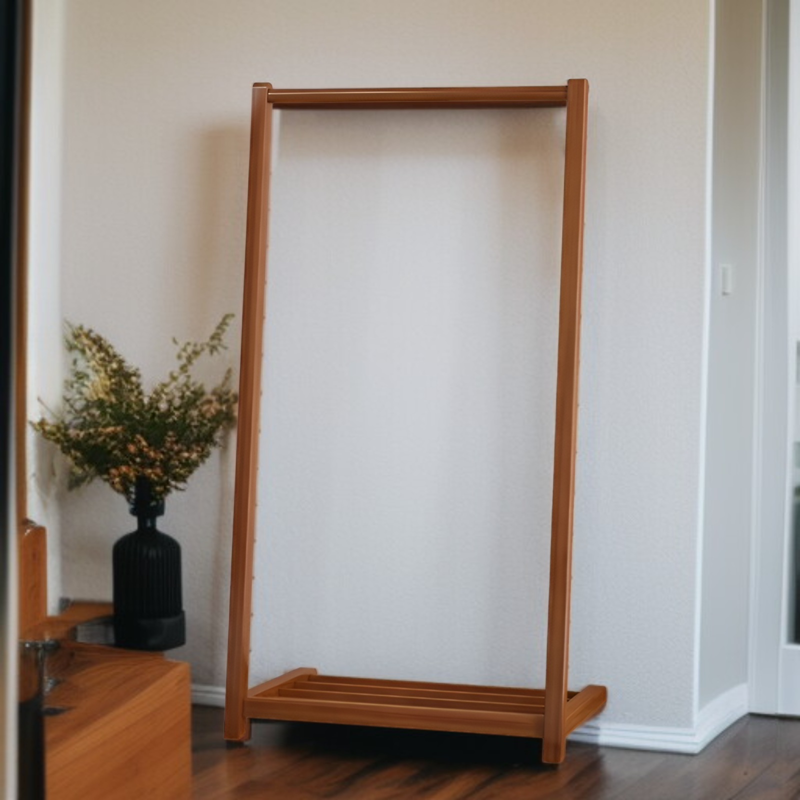 رف ملابس أرضي بسيط مصنوع من الخشب الصلب السميك