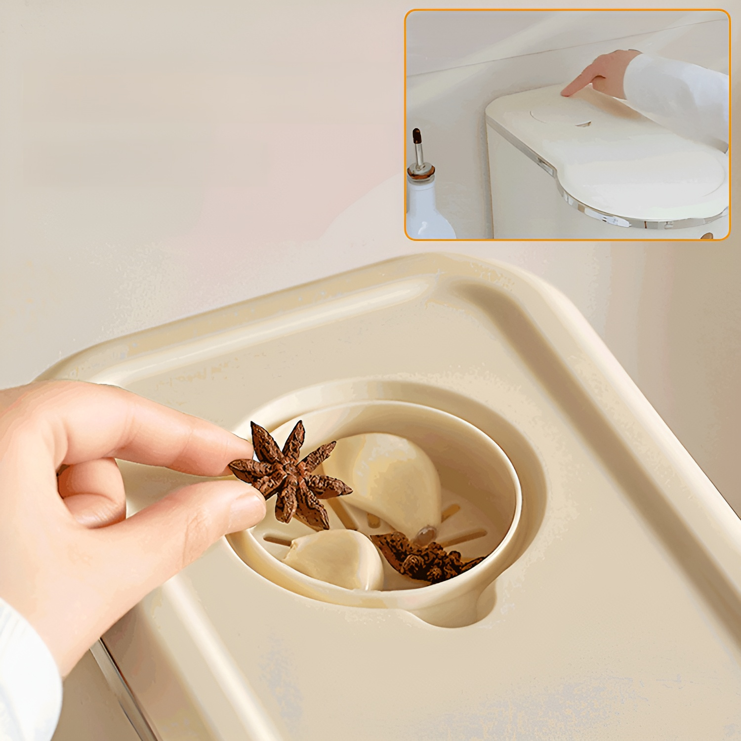 Press-down moisture-proof rice box