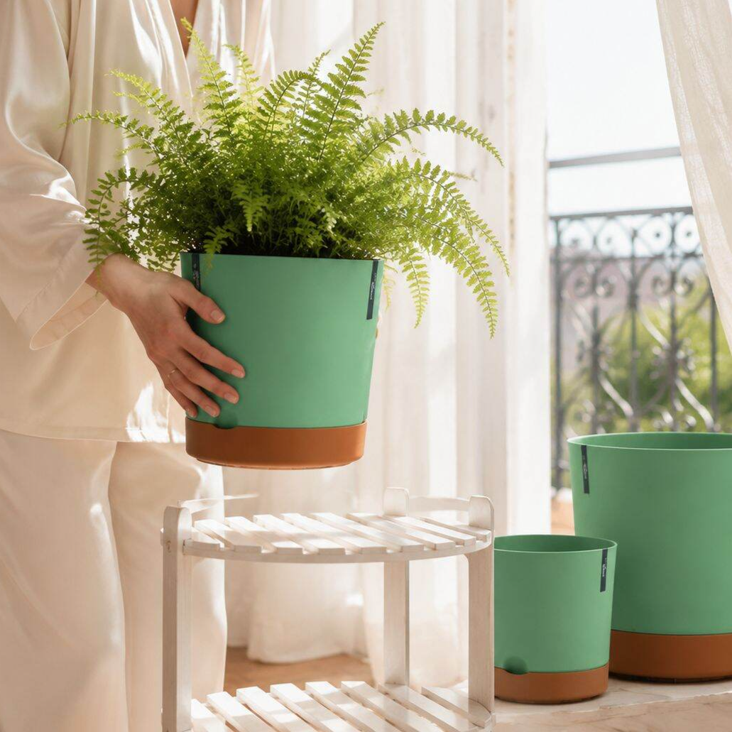 Pot de fleurs en plastique moderne pour intérieur