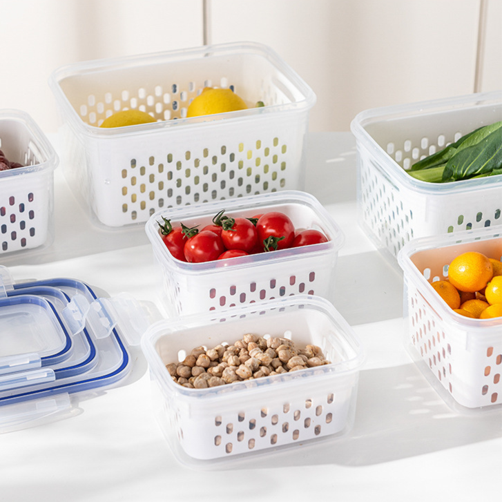 Verschiedene Größen der Aufbewahrungsbehälter im Set