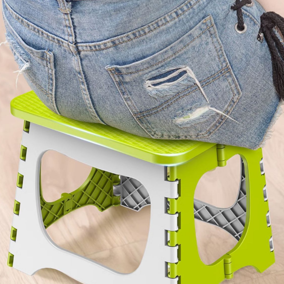 可摺疊迷你椅子，適用於家庭、戶外和多場景