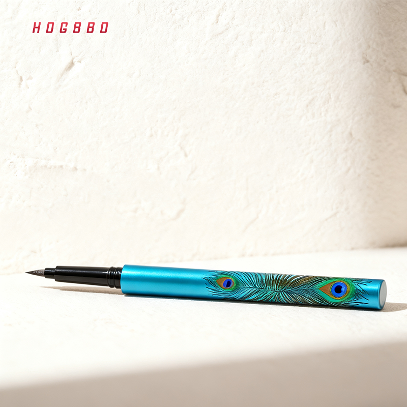 อายไลเนอร์เนื้อละเอียดพิเศษ กันน้ำ แห้งเร็ว ไม่เลอะ