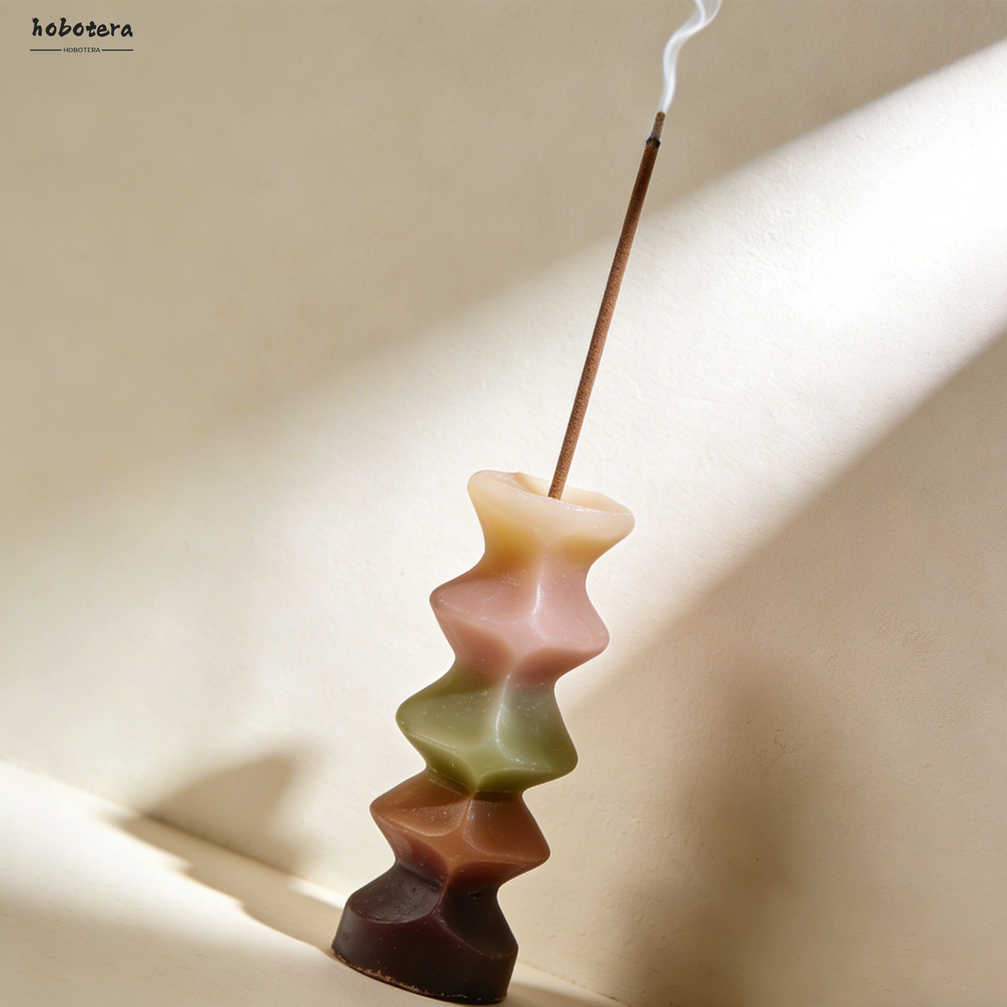 ธูปหอมอโรมาช่วยผ่อนคลาย แพ็ค 10 ชิ้น ในกล่องบรรจุภัณฑ์