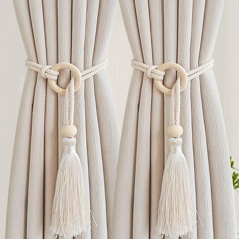 Braided rope for storing curtain clips