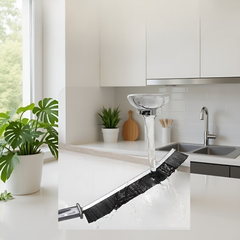 Brosse d’entretien pour fentes et interstices, usage domestique 