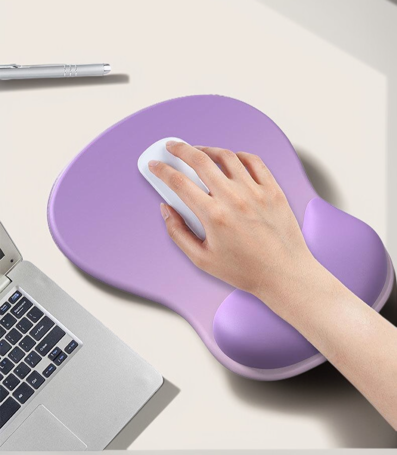 편안한 쿠션감의 마우스 패드