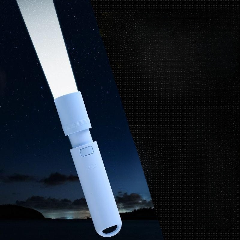 Mini linterna portátil recargable multiusos