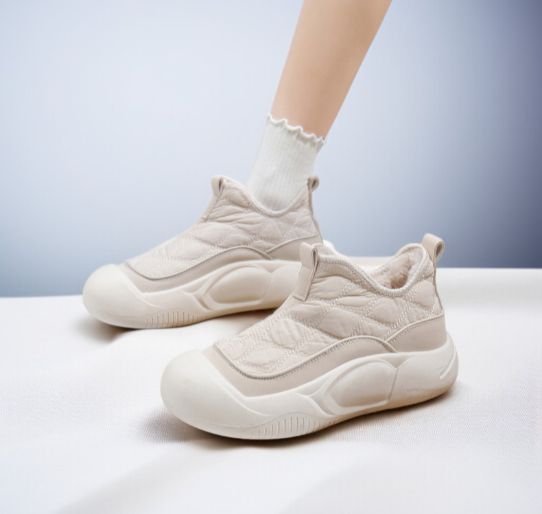 保温性抜群のコットンフリースシューズ