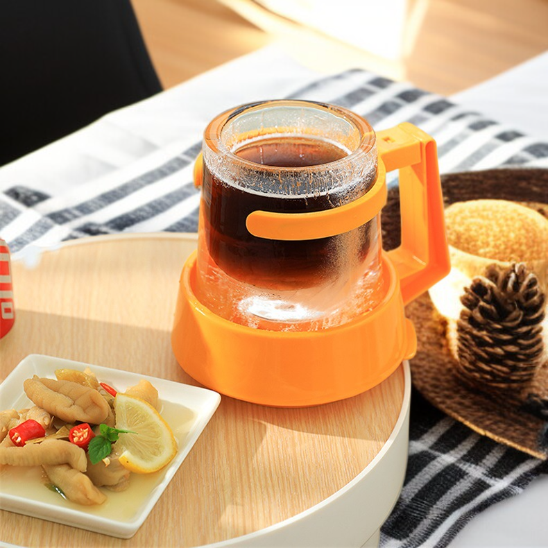  Kubek do napojów z lodem, piwa i owoców o efektownym wyglądzie