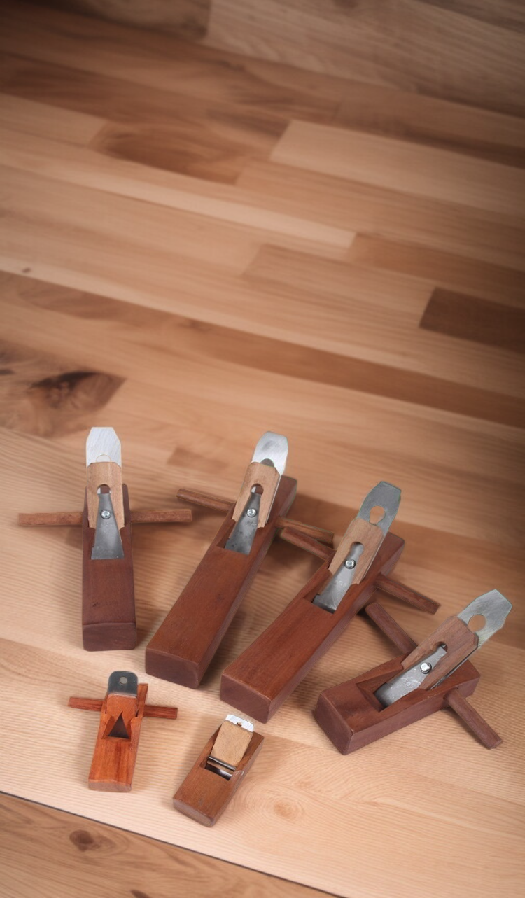 Mahogany hand planer for woodworking projects