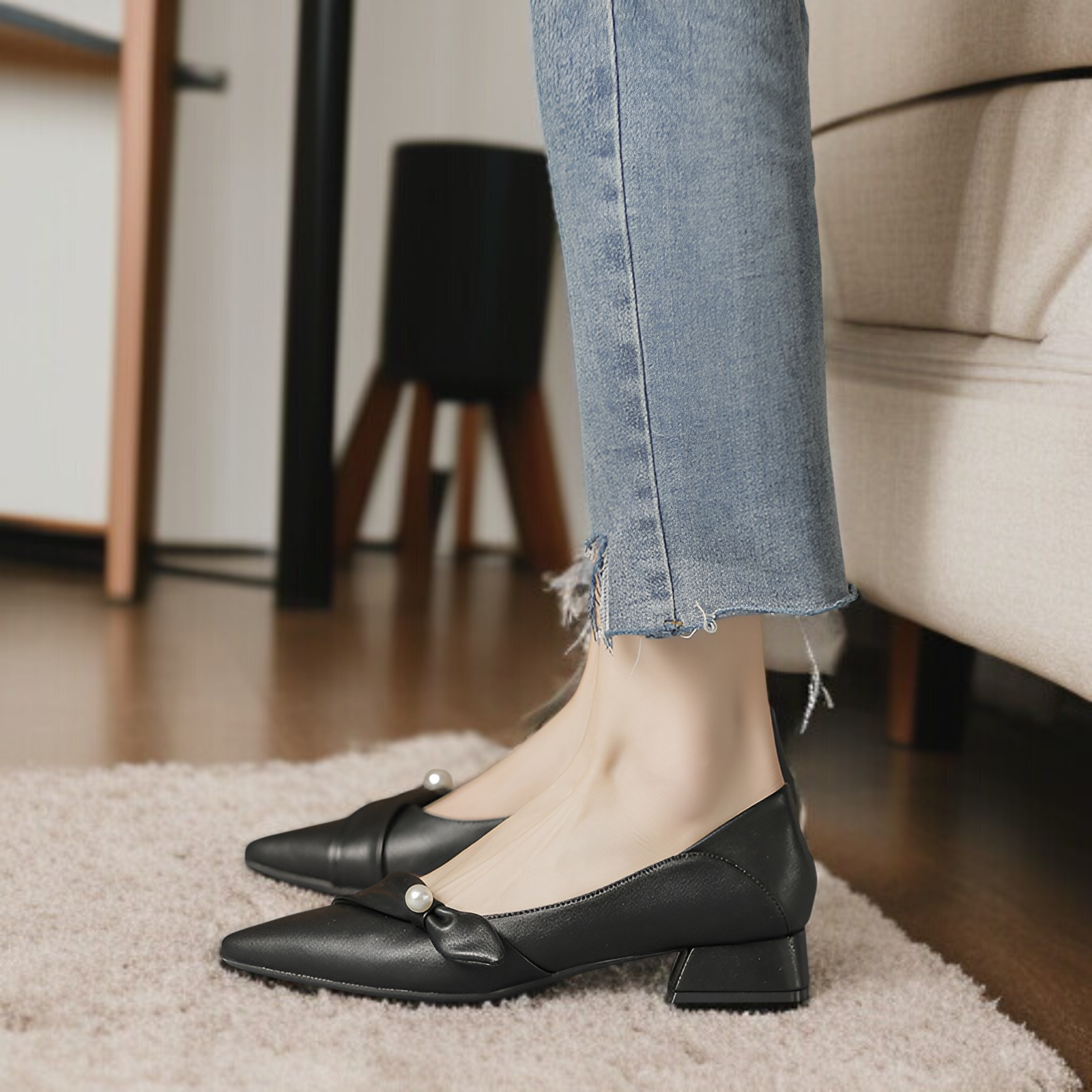 女性用ハイヒール、厚底ヒール、新しいフレンチスタイルのハイヒール、気質のある尖ったつま先ミディアムヒール、四季対応のソフトレザーハイヒール、快適な四季対応の靴