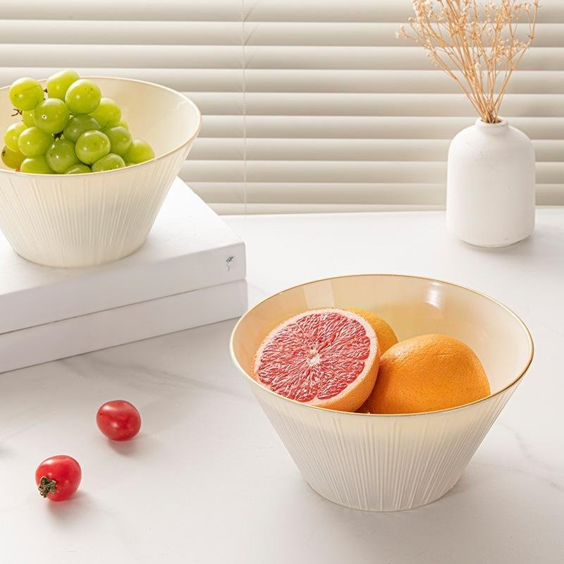 新鮮水果美味小吃拼盤