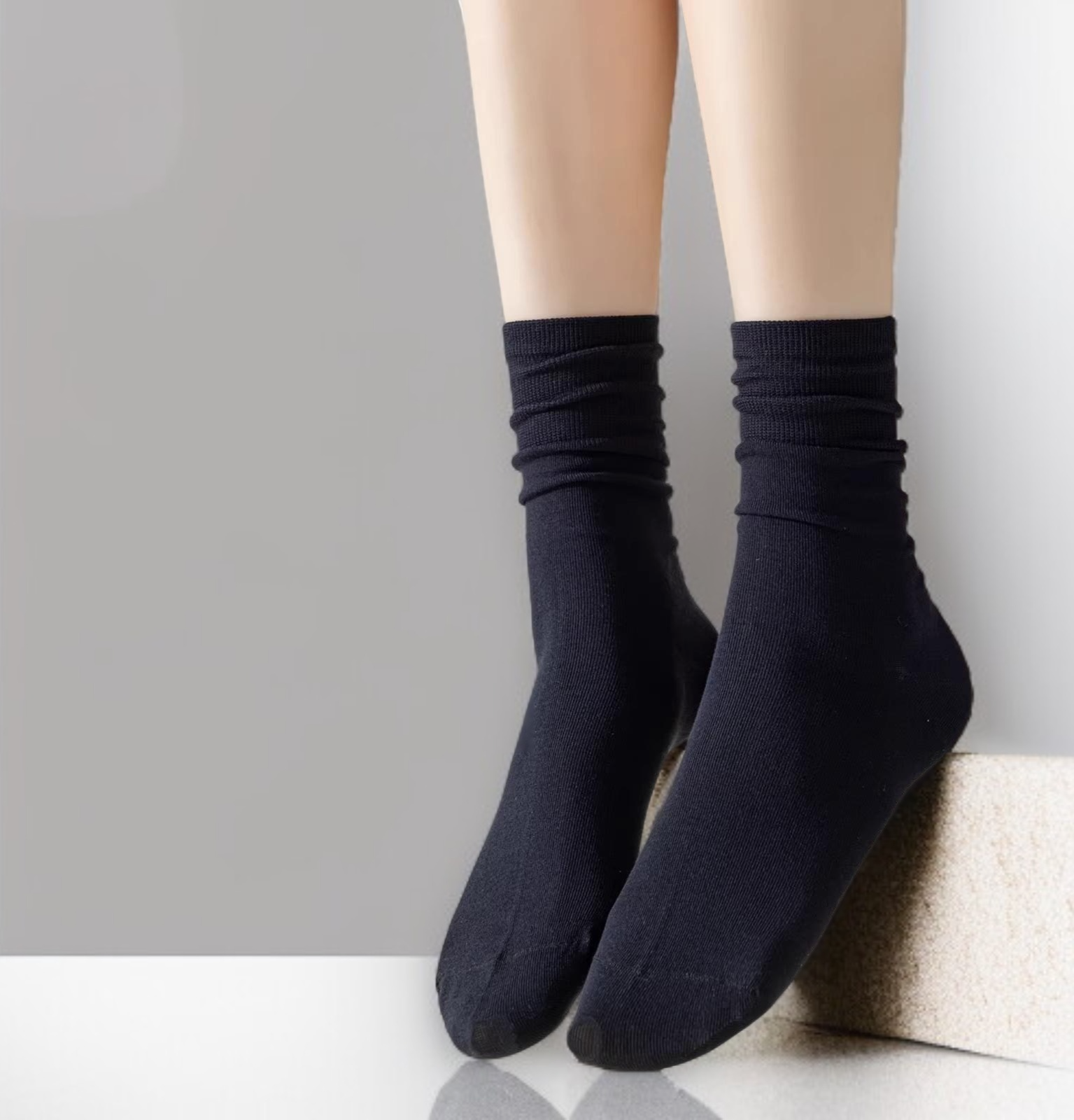 むくみ対策に効果的なふくらはぎ丈ストッキング