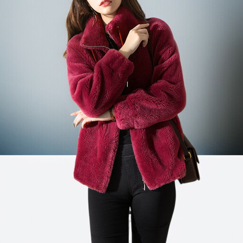 人気の女性用フリース裏地付きジャンパー暖かさとおしゃれさを両立した一着