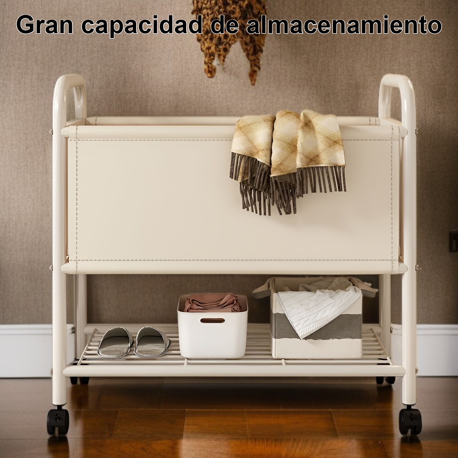 Cesta de ropa portátil para uso doméstico.