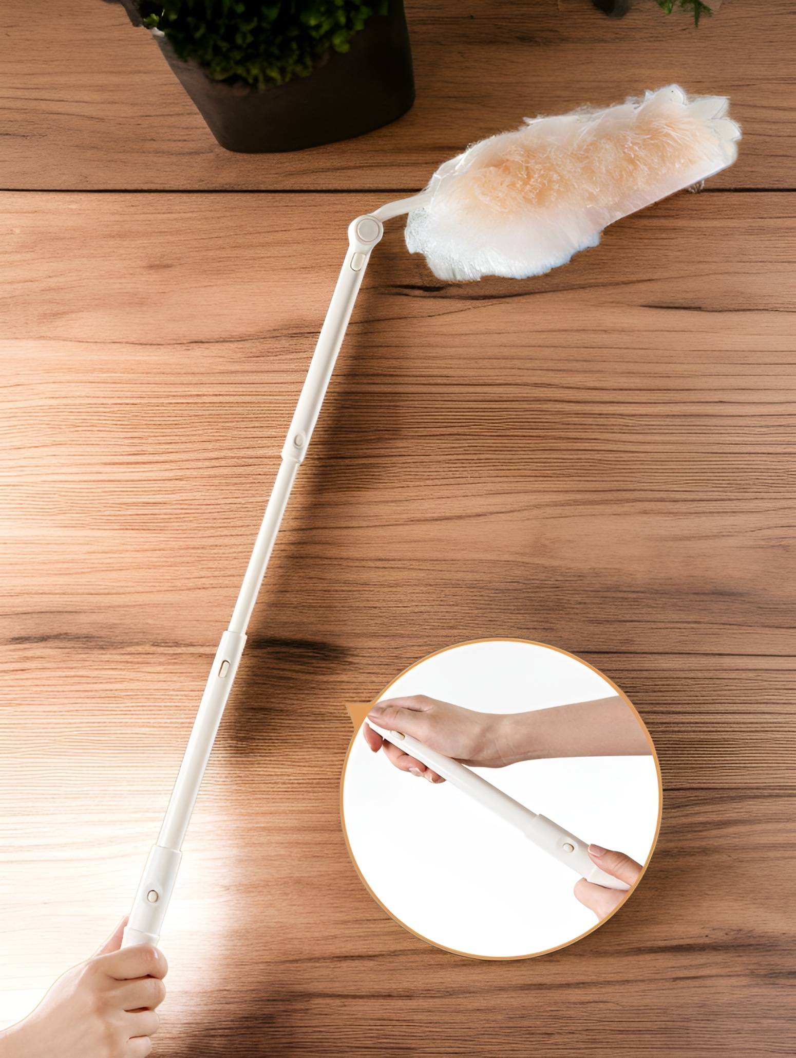 静電気の力でホコリをキャッチするはたき