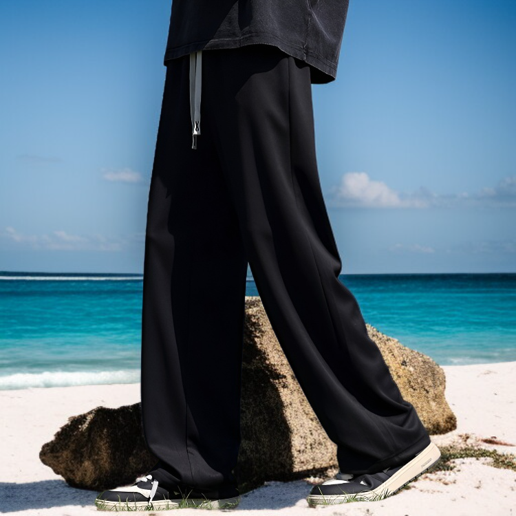 일상복으로 좋은 남자 와이드 트레이닝 팬츠 착용샷